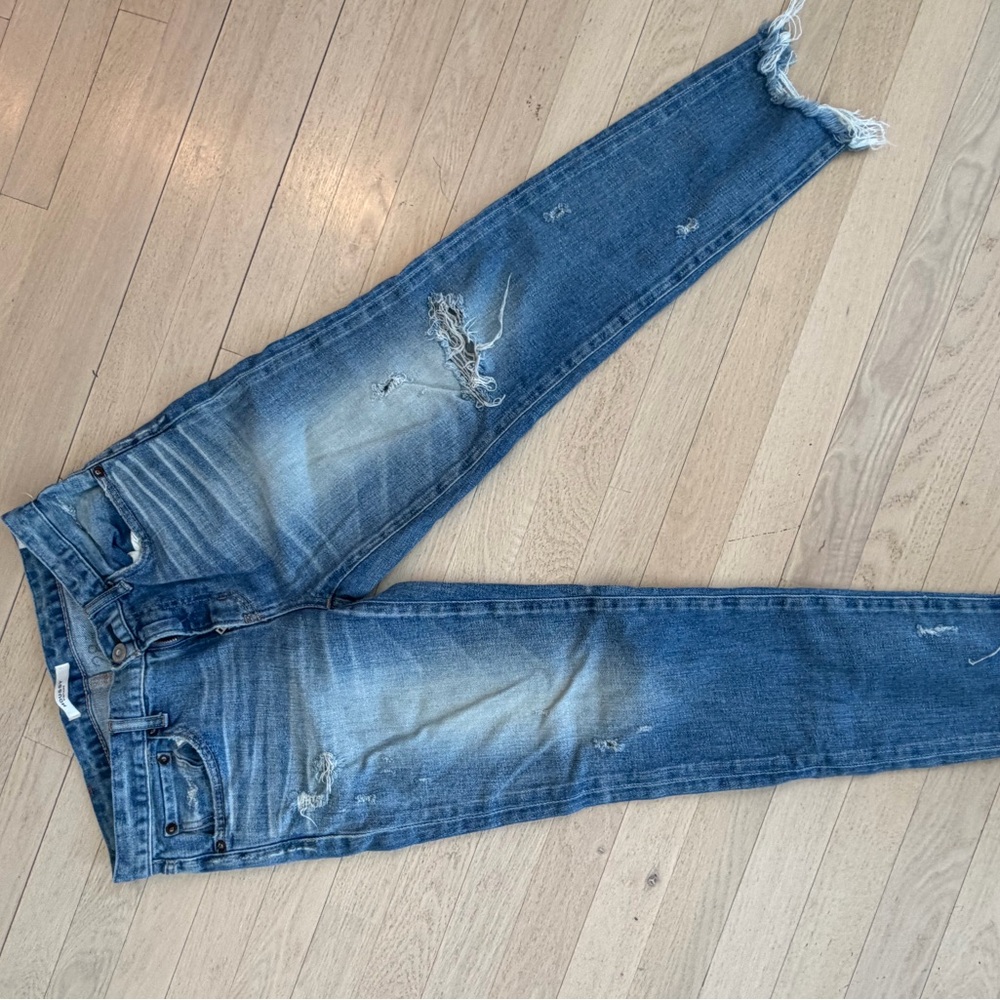 Moussy Women's Distressed Blue Ankle Jeans